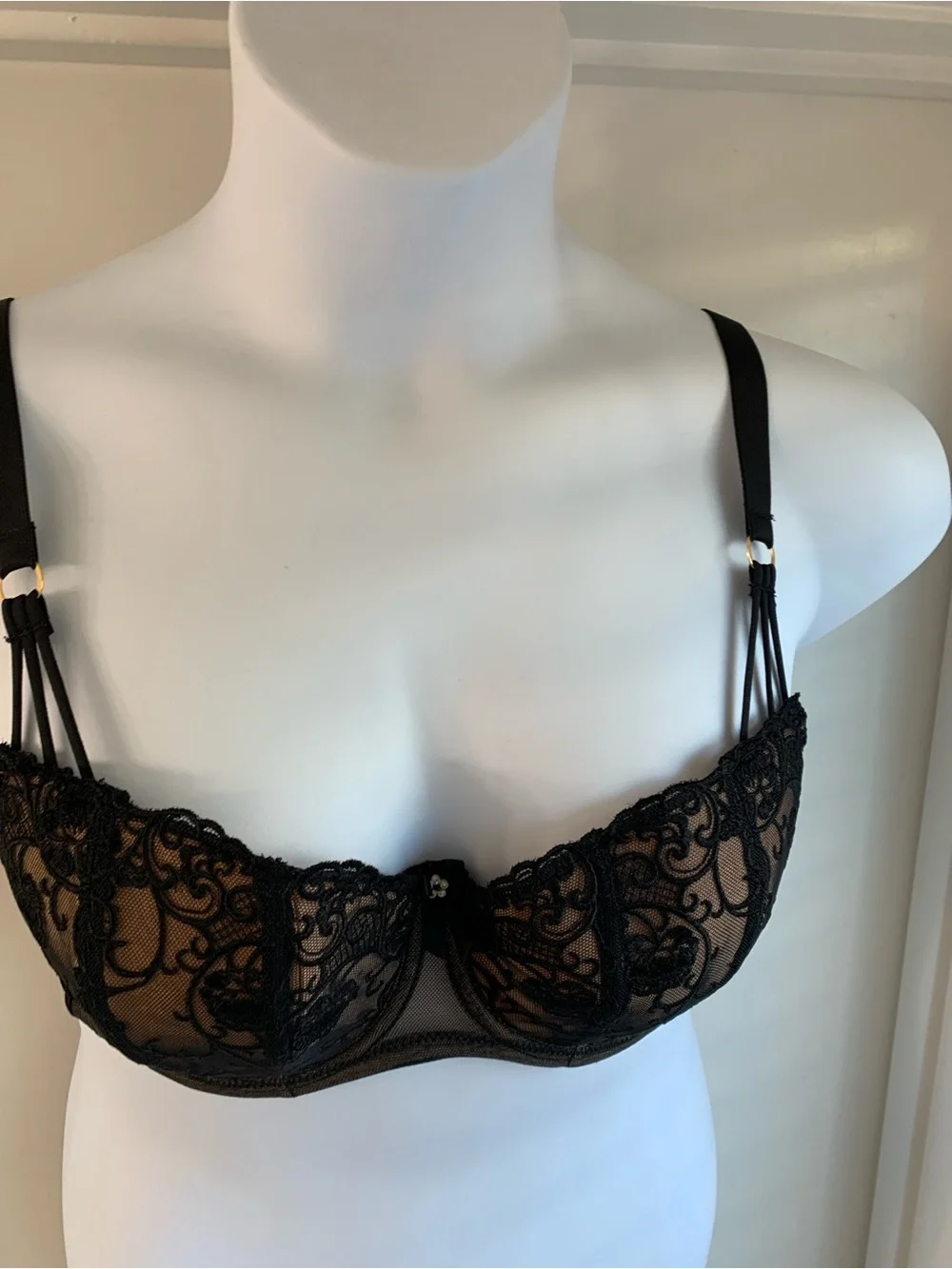 Hips & Curves Black Lace Bra Size 38C